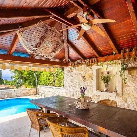 In With Sea View, Balcony, Air Conditioning, Wifi *