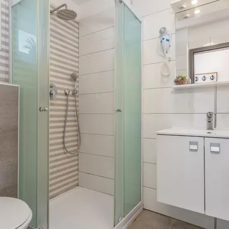 公寓 In With Sea View, Balcony, Air Conditioning, Wifi *