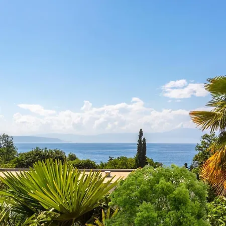 In With Sea View, Balcony, Air Conditioning, Wifi Appartement Njivice